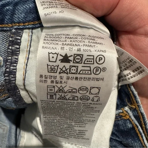 Levi’s 517 Patchwork Cropped Bootcut Jeans High Rise | Size W24 - Picture 16 of 16